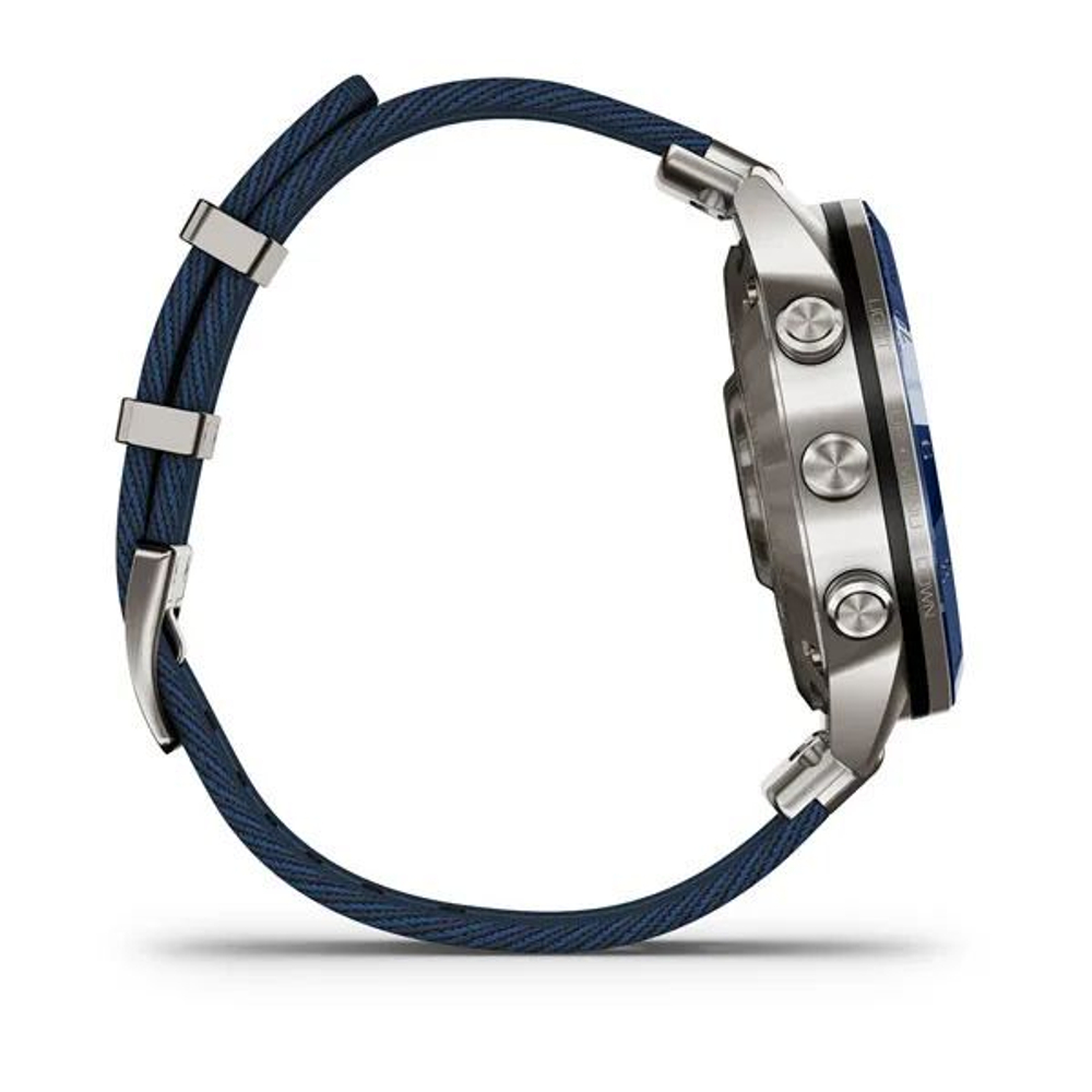 Премиальные смарт-часы GARMIN MARQ Captain (Gen 2) 010-02648-11