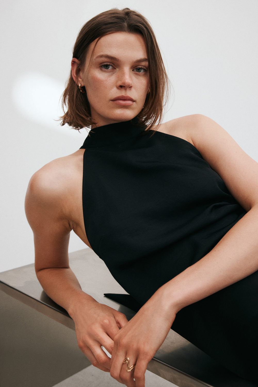 Платье со шнуровкой и платочным низом - H&M