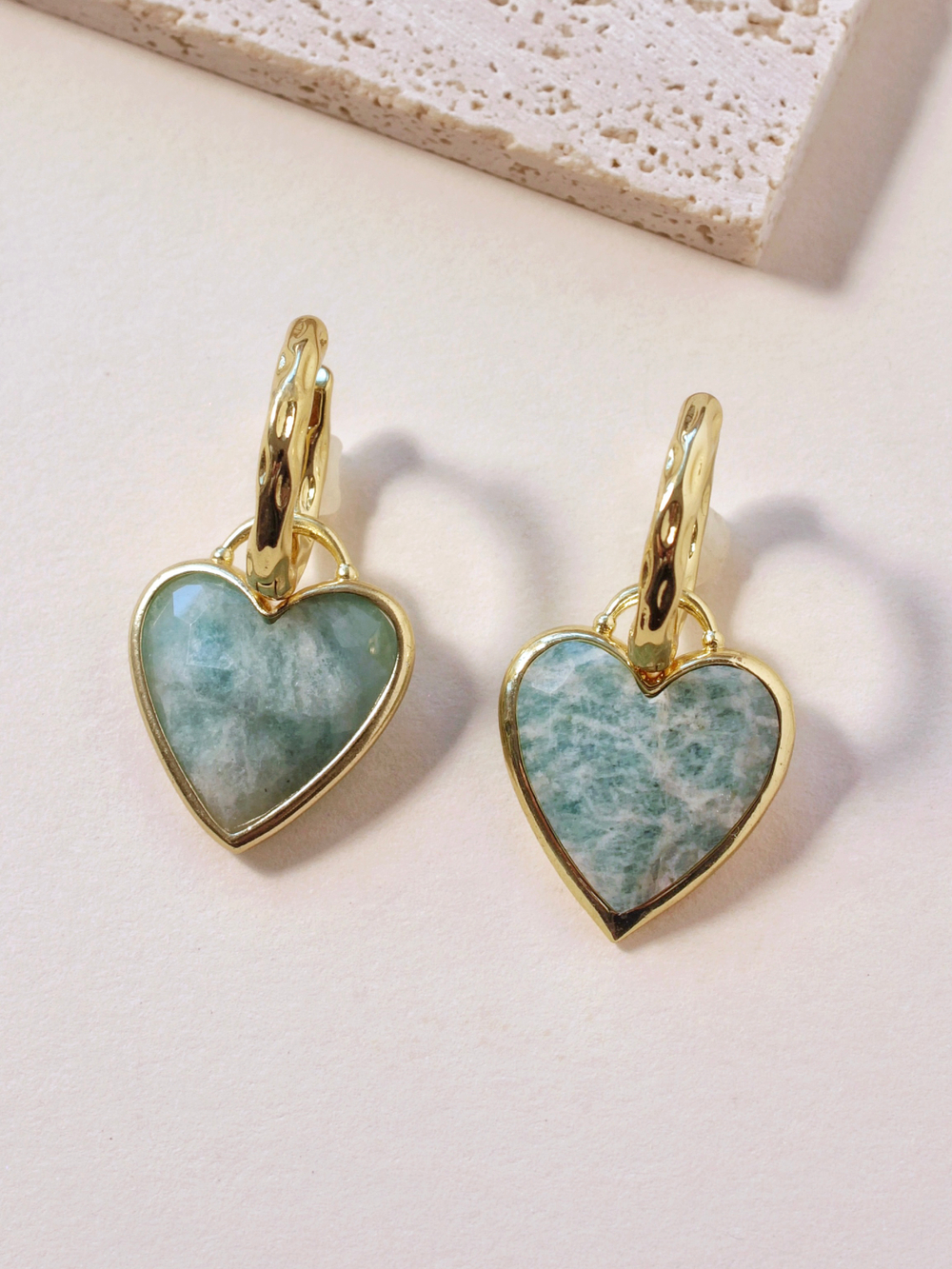Серьги сердечки из амазонита