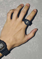 Часы Casio DWN-5600-1