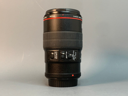 Canon EF 100mm 2.8L Macro IS USM