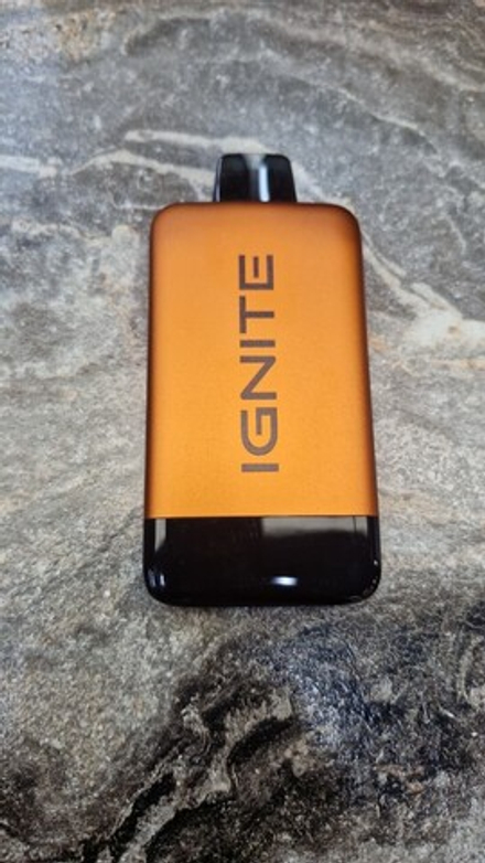 Ignite V160 Orange 16000 Strawberry watermelon ice - клубника-арбуз-лёд 16000 затяжек 20мг (2%)