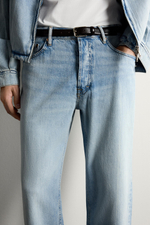 ЛЕГКИЕ УКОРОЧЕННЫЕ ДЖИНСЫ REGULAR FIT — ZARA