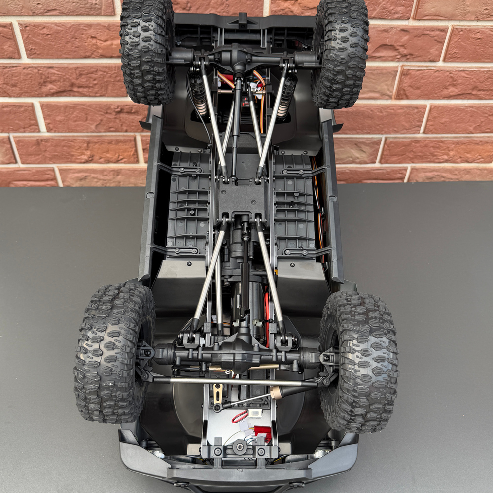 Трофи Yikong 1:8 YK4083 V3 (Зеленый)