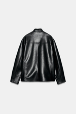 КУРТКА ИЗ ИСКУССТВЕННОЙ КОЖИ С ЗАСТЕЖКАМИ-ТОГГЛ — ZARA