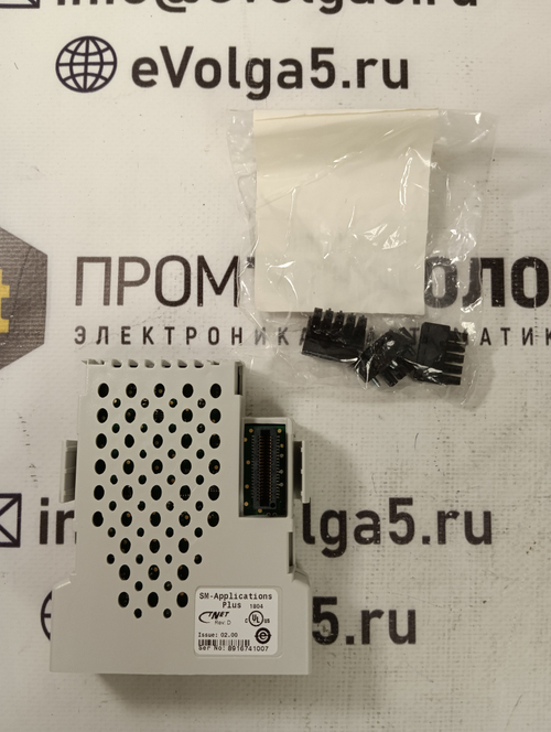 Control Techniques SM-Applications Plus 82000000014000 новое