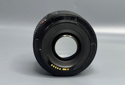 Canon EF 50mm f/1.8 II