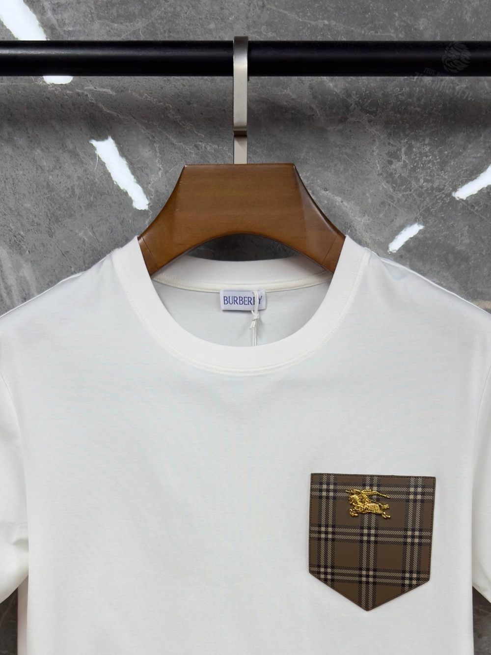 Футболка Burberry
