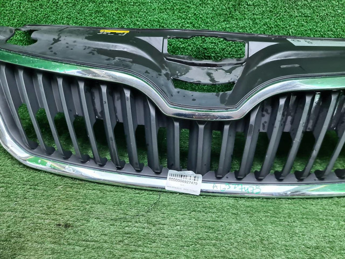 Решетка радиатора Skoda Rapid 1 (2012-2020)