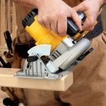 Циркулярная пила (дисковая) DeWalt DCS391nt-xj (ручная) D диска.:165мм
