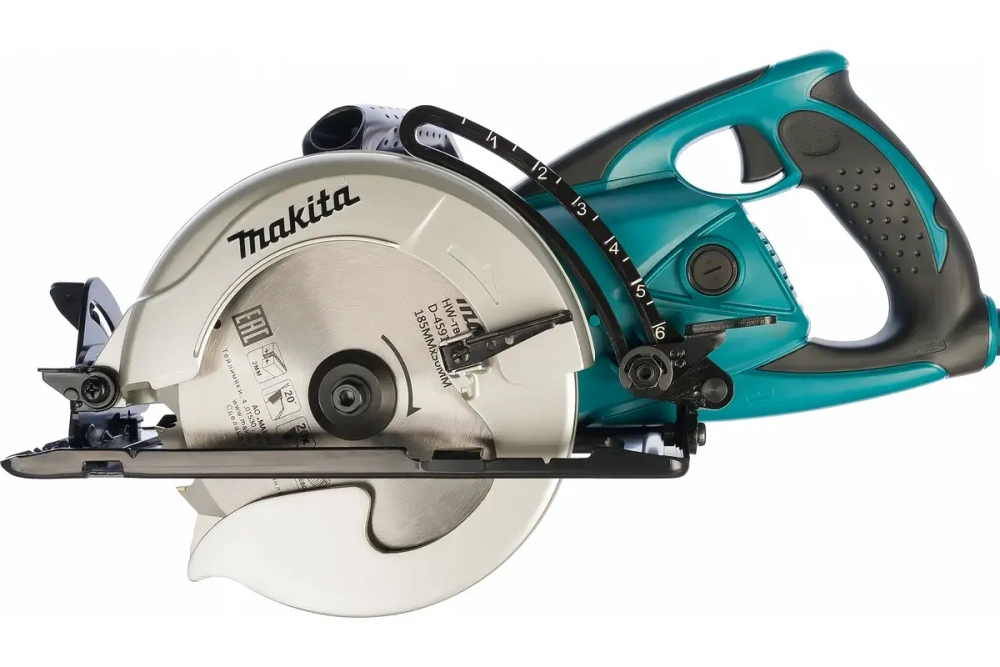 Пила дисковая Makita 5477NB (повреждена упаковка)