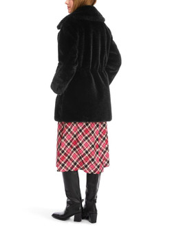 Marc-Cain-Ad_HerbstWinter-2024_900_XA-12.07-W86_3
