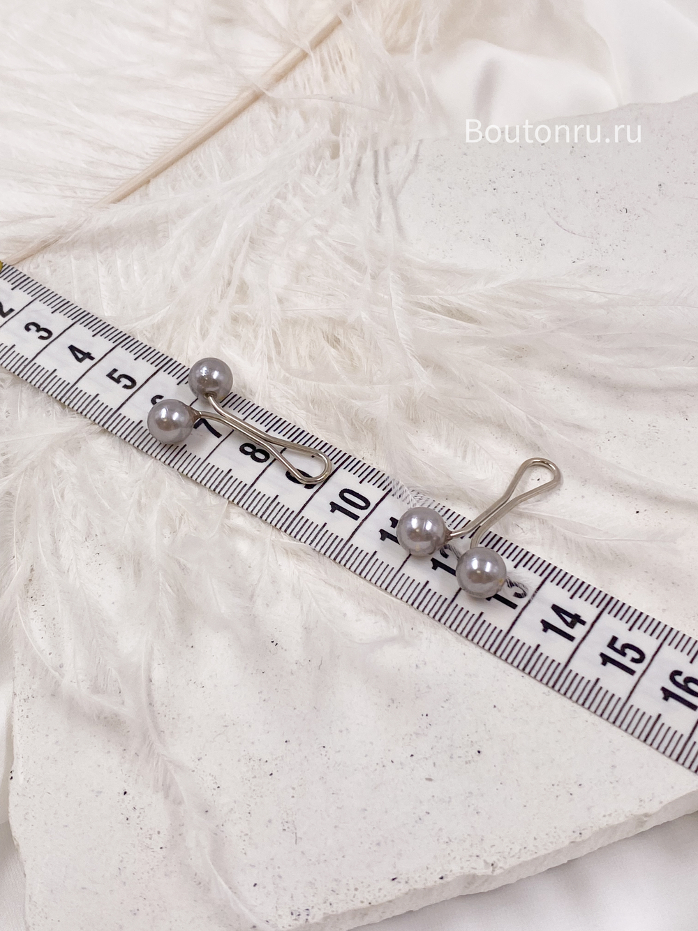 Зажим для платка серого графитового тёмно-сиреневого цвета