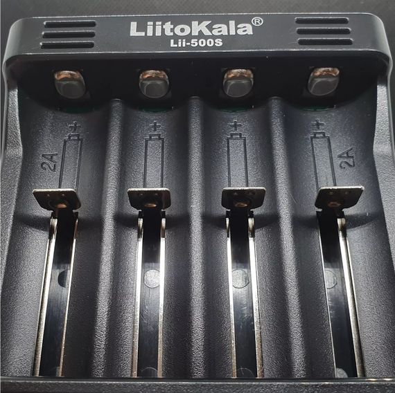 Зарядное устройство LiitoKala Lii-500S универсальное 220 V + Автоадаптер 12В