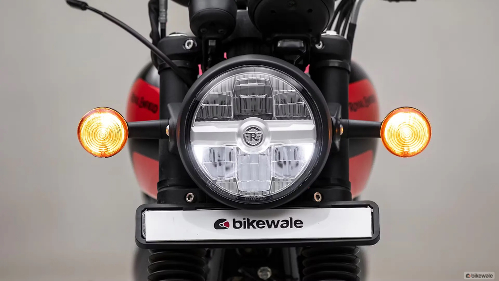Royal Enfield Hunter 350 London Red 2026