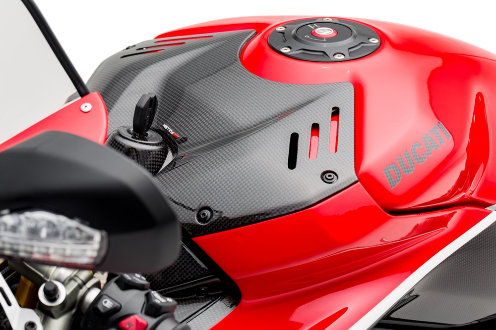 Fullsix Карбоновая накладка на бак - V2 Ducati Panigale V4