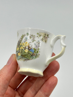 Миниатюрная декоративная чашка Brambly Hedge, Spring, Royal Doulton