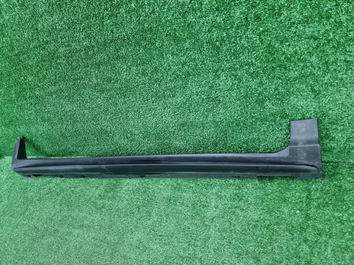 Накладка порога правая Geely Coolray (2019-2024)