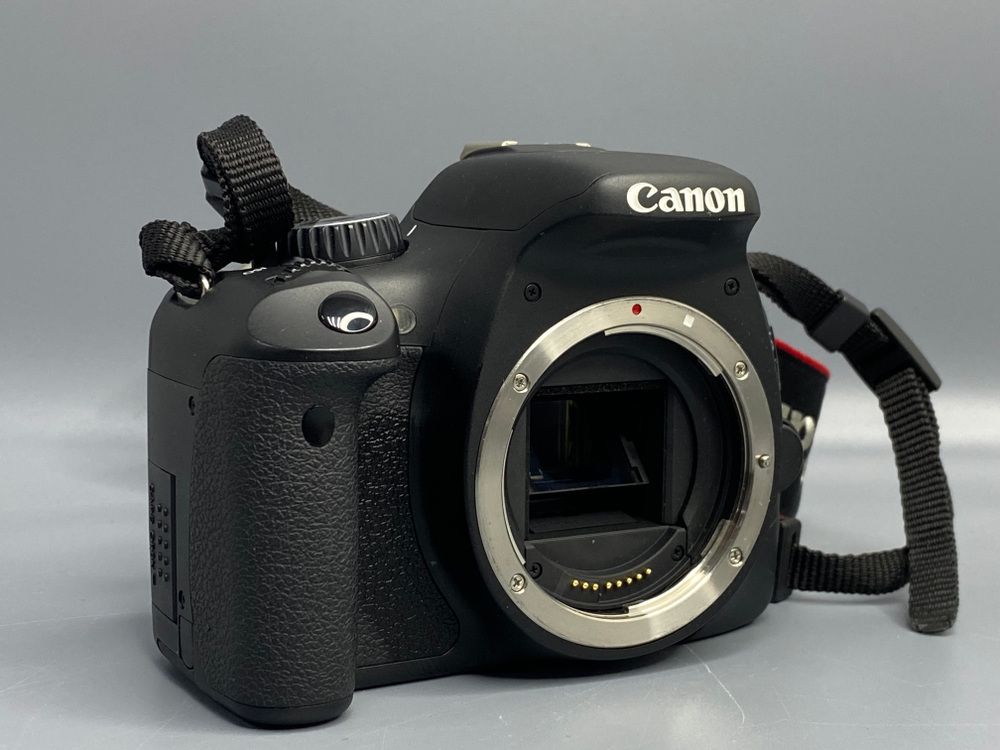 Canon EOS 550D Body