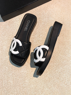 Шлепанцы Chanel