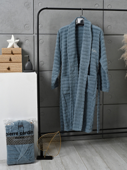BOR00128 PIERRE CARDIN HOME Халат мужской L/XL лазурь ПВХ