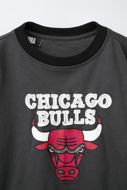 ZARA ФУТБОЛКА С ДВОЙНЫМ РУКАВОМ NBA - CHICAGO BULLS, ТЕМНЫЙ АНТРАЦИТ