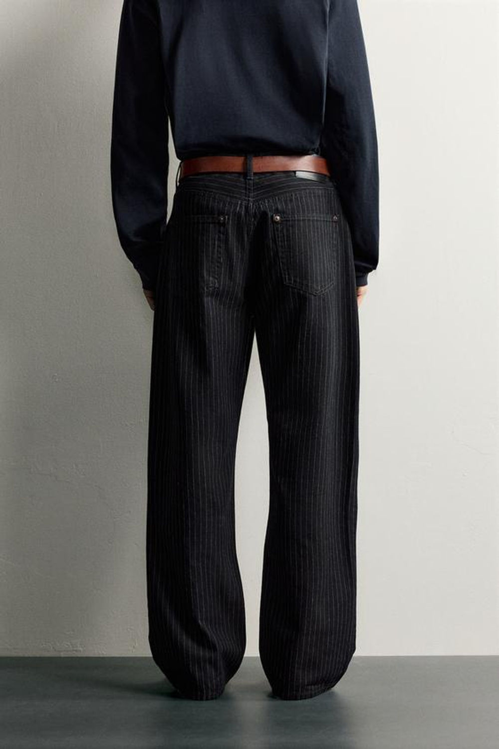 ZARA ДЖИНСЫ LOOSE FIT В ПОЛОСКУ, ТЕМНЫЙ ИНДИГО