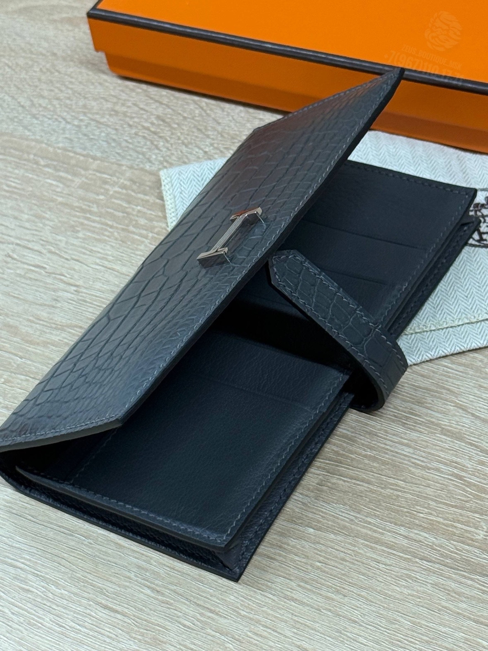 Портмоне Hermes из кожи крокодила