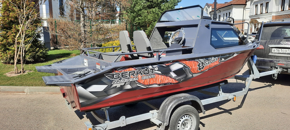 Алюминиевая лодка Berkut S HT