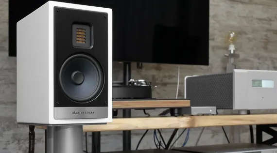 Martin Logan Motion 15i Red Walnut