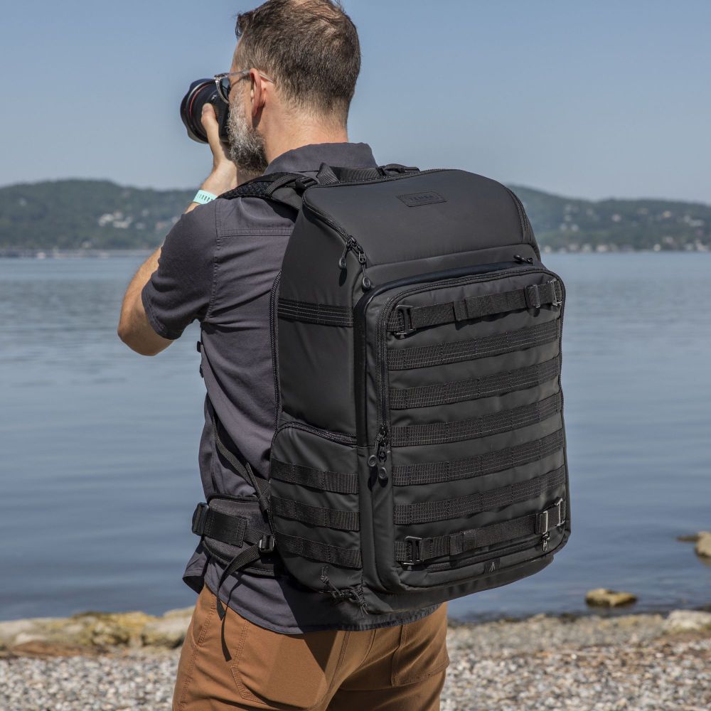 Фоторюкзак Tenba Axis v2 Tactical Backpack 32 Black 637-758