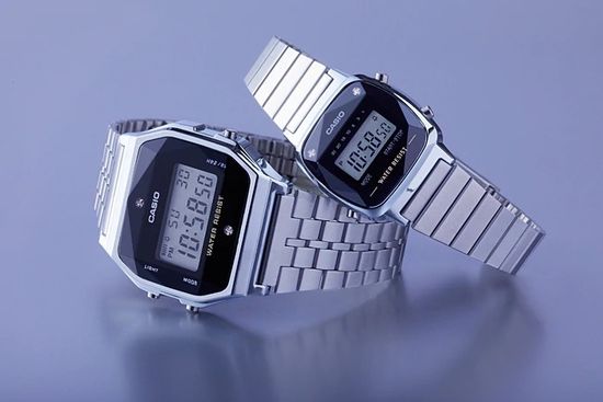 Электронные часы Casio A-159WAD-1D с бриллиантами