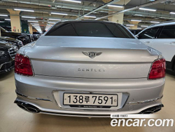 Bentley Flying Spur 4.0 — 2022