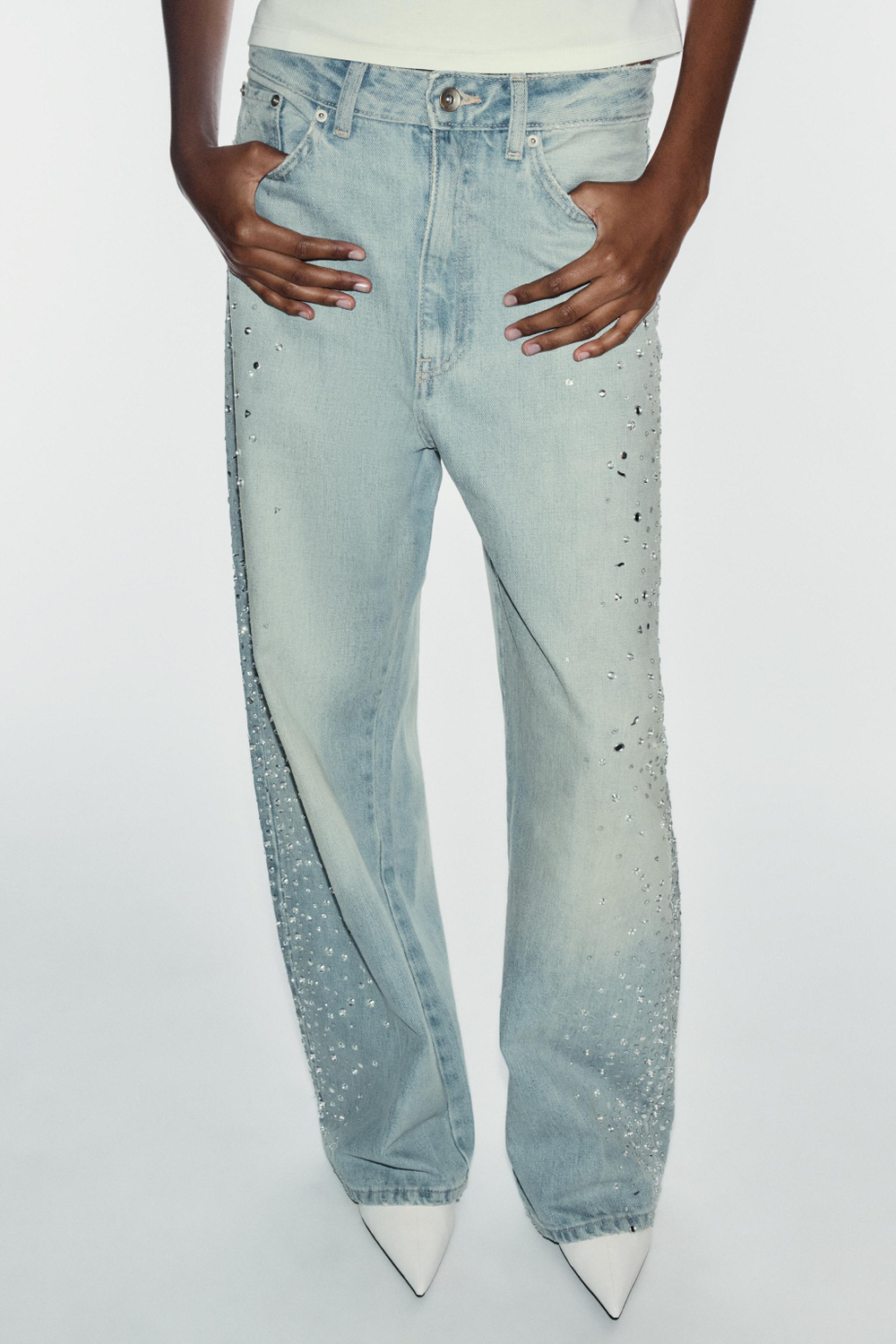 ДЖИНСЫ TRF BAGGY СО СТРАЗАМИ — ZARA