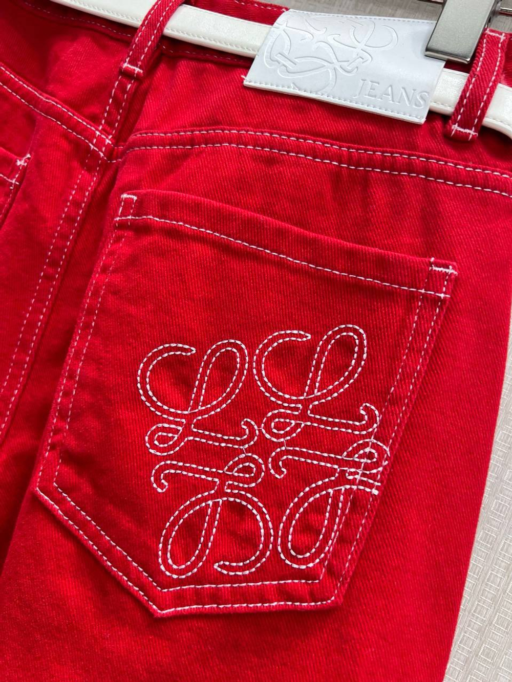 Шорты Loewe