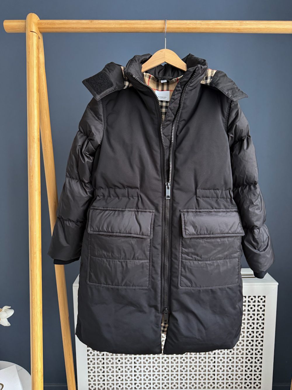 Пуховик Burberry, 140
