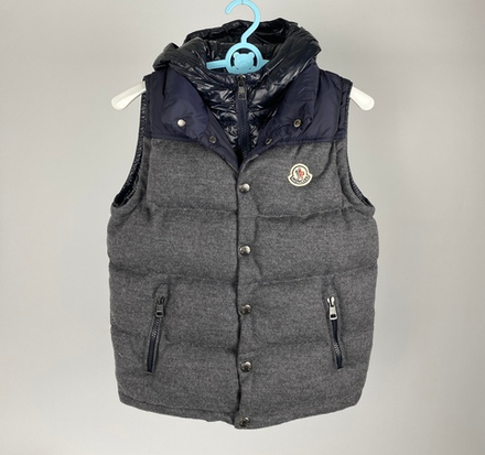Жилет Moncler