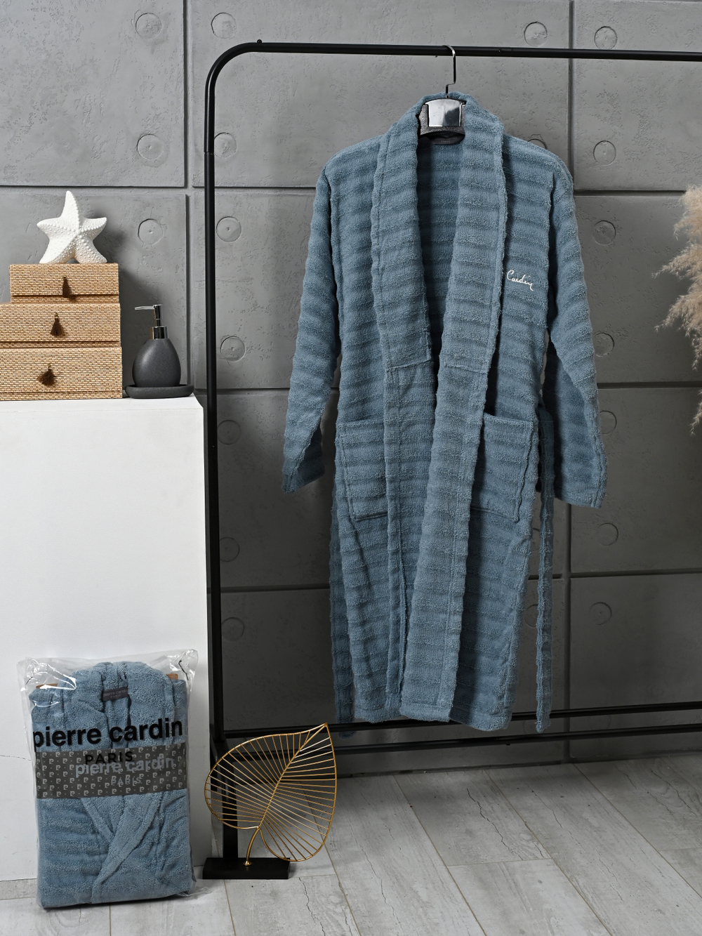 BOR00128 PIERRE CARDIN HOME Халат мужской L/XL лазурь ПВХ
