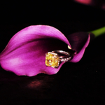 Серебряное кольцо с желтым фабулитом (Fancy Vivid Yellow) огранки принцесса