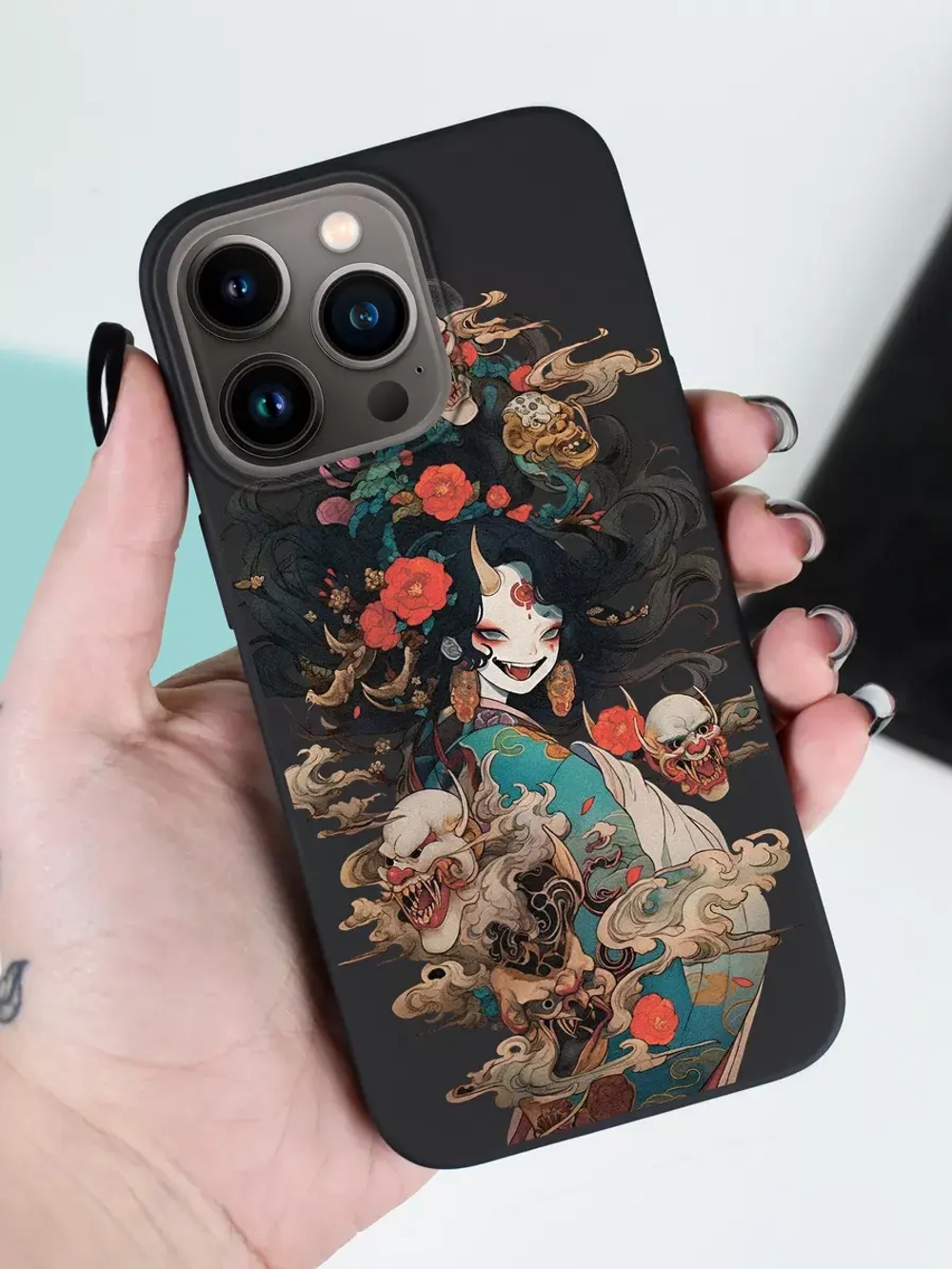 Чехол на iPhone 15 Pro с 3D принтом