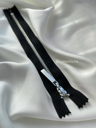 Молния черная серебро