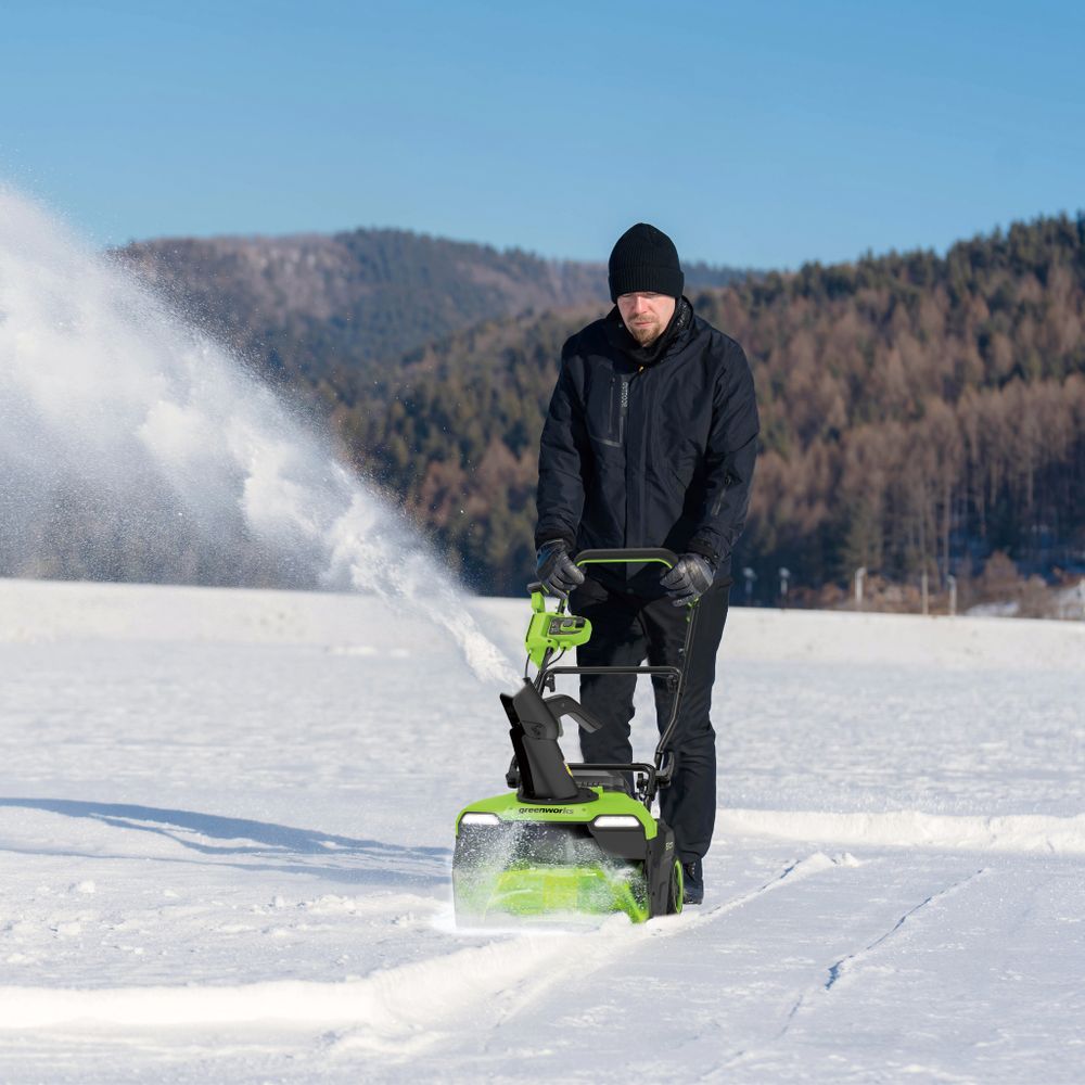 Снегоуборщик аккумуляторный бесщеточный Greenworks GD40STX2, 40V, 51 см, с 1хАКБ 5 Ач и ЗУ (2603407UG)