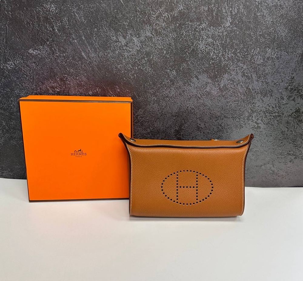 Нагрудная сумка слинг Hermes Evelyne Belt карамельная