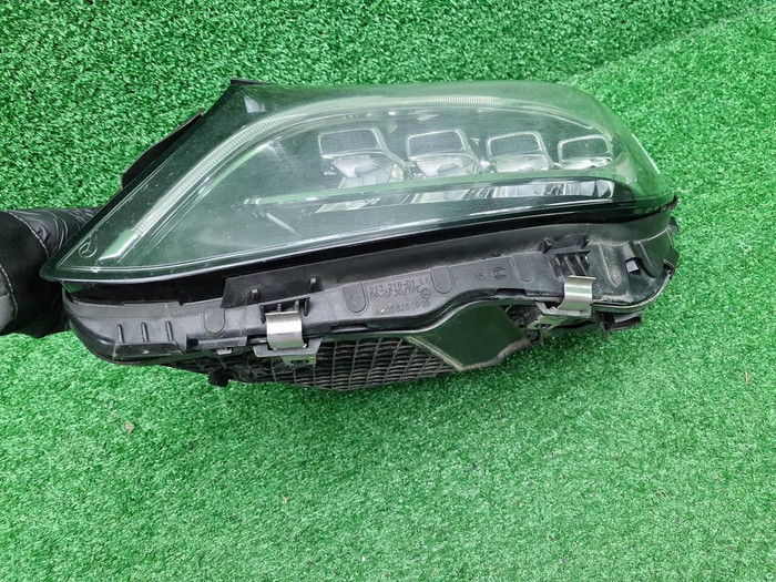 Фара левая Mercedes C w205 (2018-2023) LED