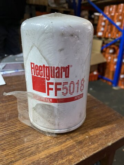 Фильтр топливный Fleetguard FF5018