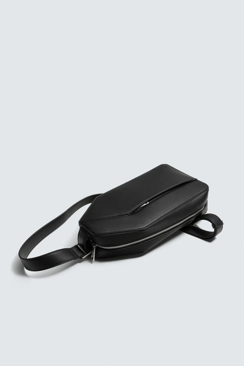ZARA ВЕРТИКАЛЬНАЯ СУМКА ИЗ РЕЛЬЕФНОЙ ТКАНИ, ЧЕРНЫЙ