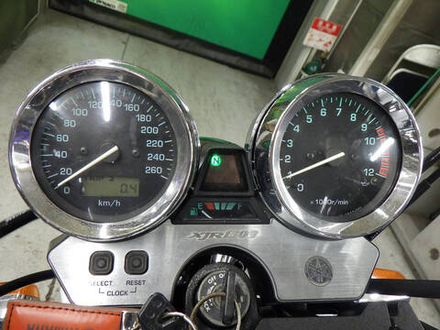 Yamaha XJR1300 2000
