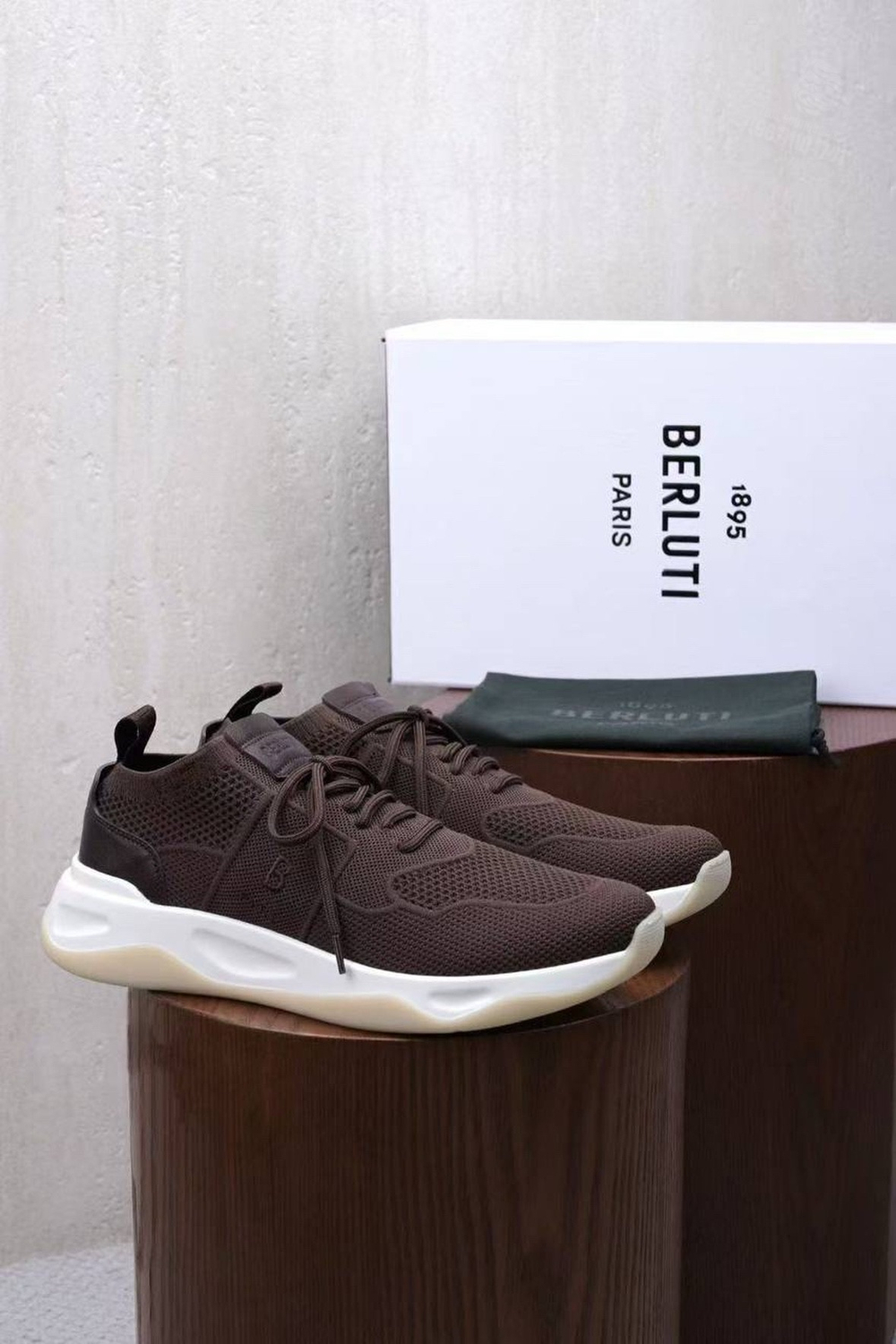Кроссовки Berluti