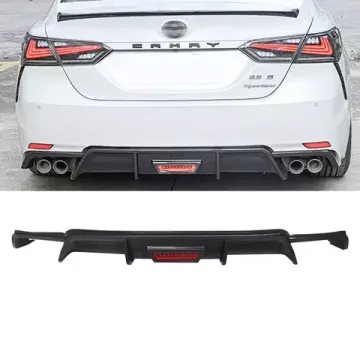 Диффузор заднего бампера Toyota Camry 70 (Sport) 2018+