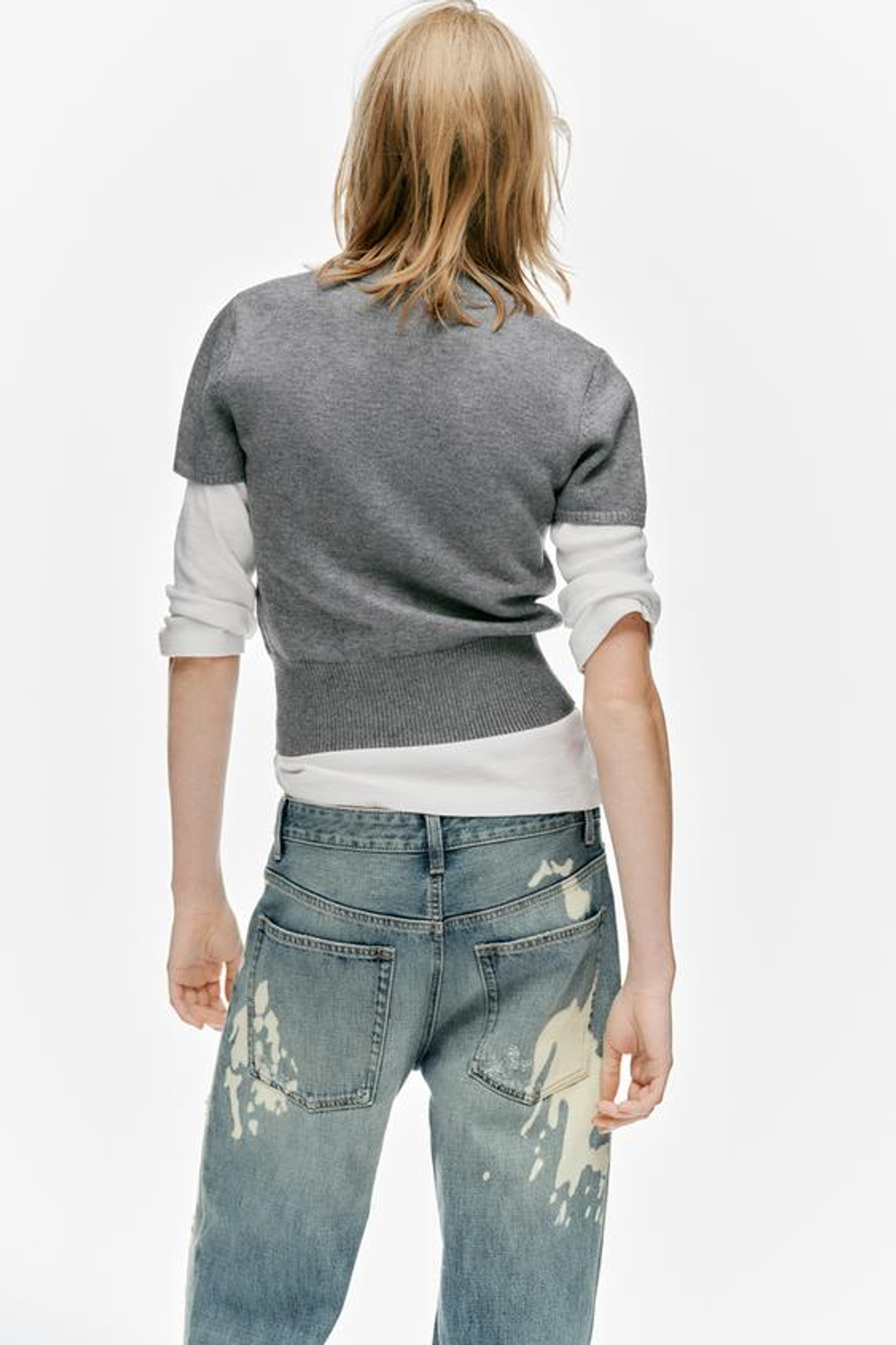 ZARA ТРИКОТАЖНЫЙ ТОП С КОРОТКИМИ РУКАВАМИ И ПУГОВИЦАМИ, СЕРЫЙ